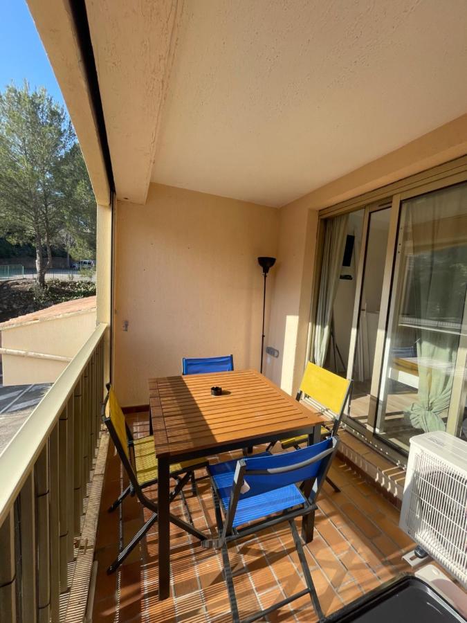 Studio Climatise Piscine Et Proche Plage Sanary-sur-Mer Εξωτερικό φωτογραφία
