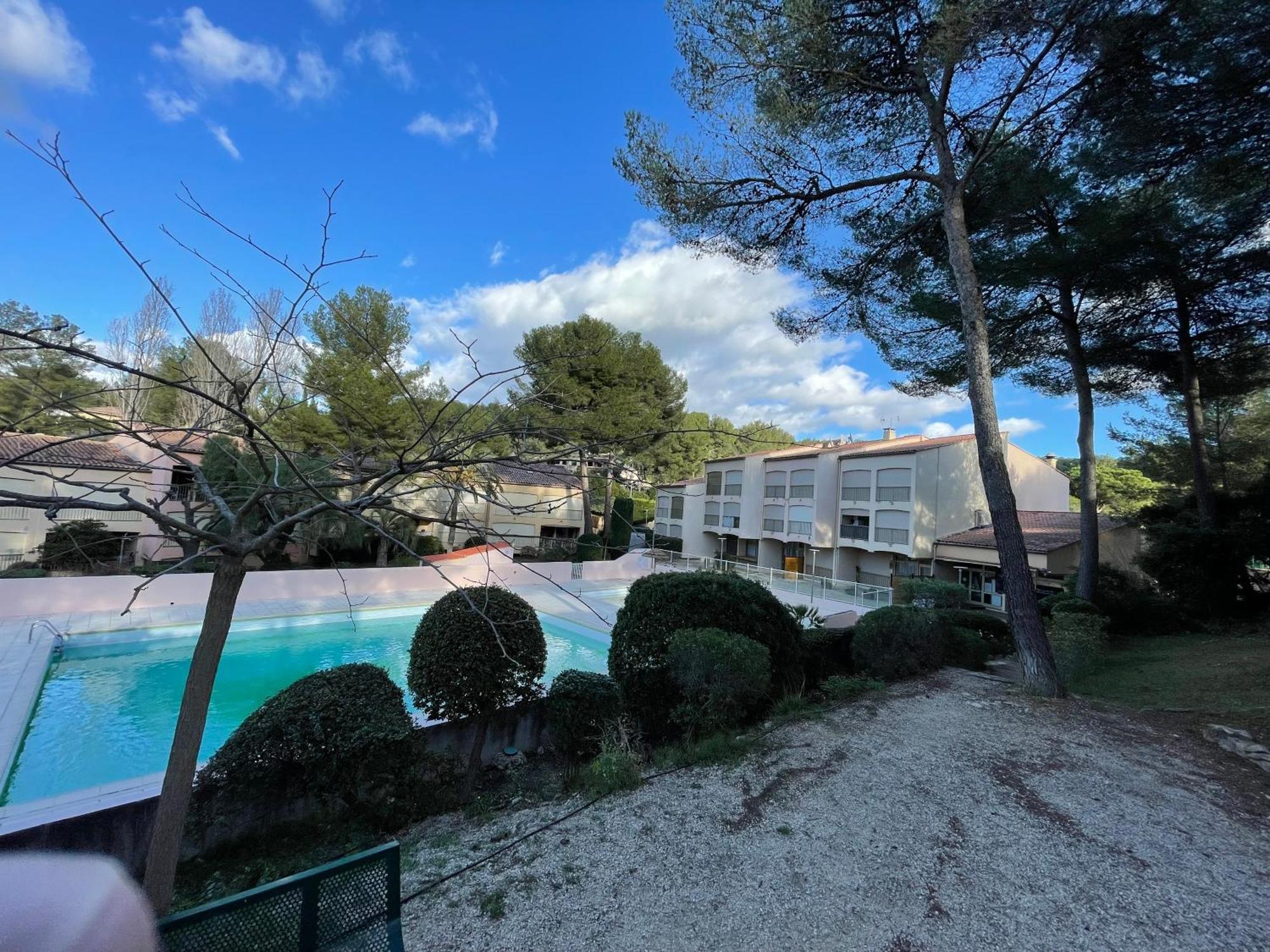 Studio Climatise Piscine Et Proche Plage Sanary-sur-Mer Εξωτερικό φωτογραφία